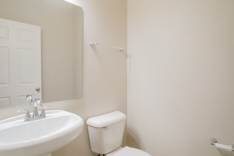 2,815/Mo, 2134 Club Lake Dr Orange Park, FL 32065 Bathroom View 2