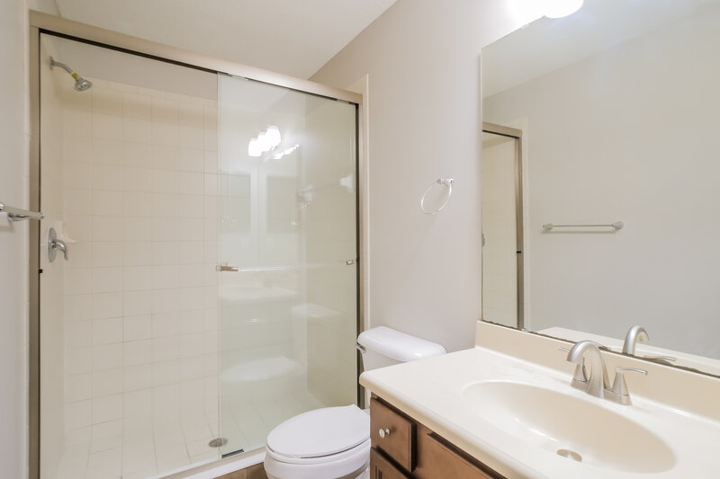 2,815/Mo, 2134 Club Lake Dr Orange Park, FL 32065 Bathroom View 3