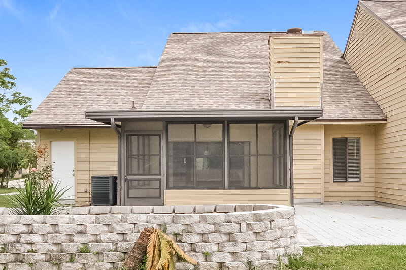 2,510/Mo, 4137 Rollingwood Ct Jacksonville, FL 32257 Rear View