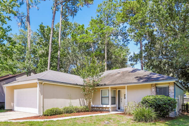 2,015/Mo, 11259 Thomaston Pl Jacksonville, FL 32257 Front View 2