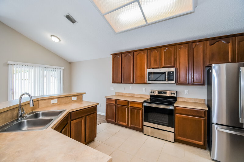 3,330/Mo, 12363 Guava Ct Jacksonville, FL 32225 Kitchen View 2
