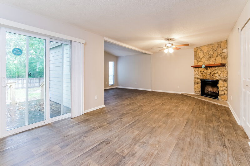 1,945/Mo, 6911 Coleus Ct Jacksonville, FL 32244 Dining Room View