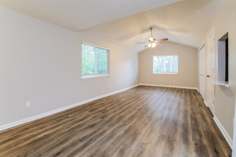 1,945/Mo, 6911 Coleus Ct Jacksonville, FL 32244 Main Bedroom View 2