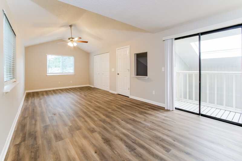 1,945/Mo, 6911 Coleus Ct Jacksonville, FL 32244 Main Bedroom View 3