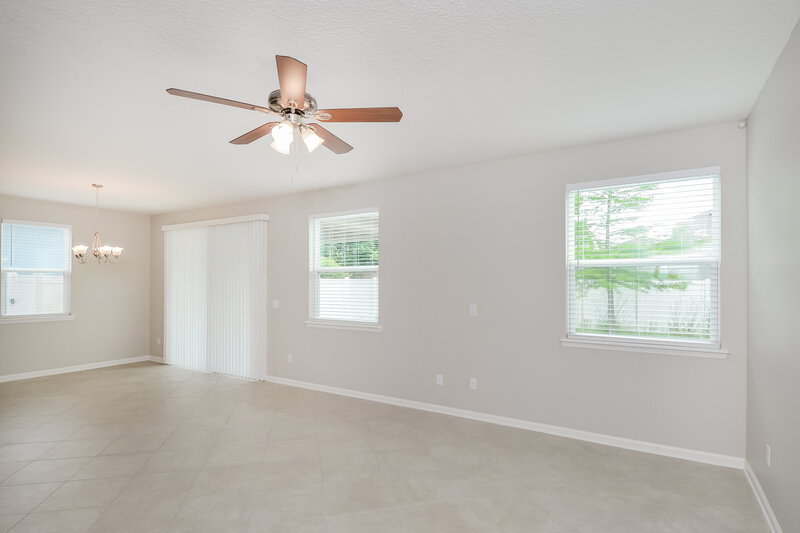 2,855/Mo, 7046 Crispin Cove Dr Jacksonville, FL 32258 Living Room View