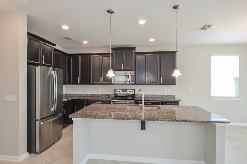 2,855/Mo, 7046 Crispin Cove Dr Jacksonville, FL 32258 Kitchen View 2