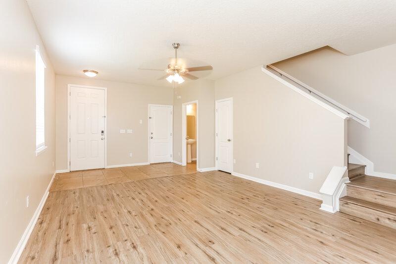 1,960/Mo, 2352 Red Moon Dr Jacksonville, FL 32216 Living Room View