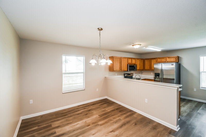 1,665/Mo, 5342 Arlington Rd Jacksonville, FL 32211 Dining Room View 3