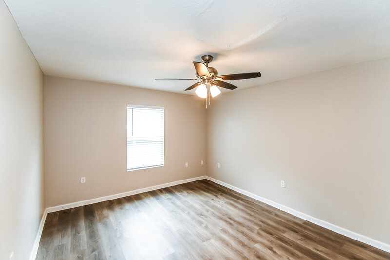 1,665/Mo, 5342 Arlington Rd Jacksonville, FL 32211 Main Bedroom View 2