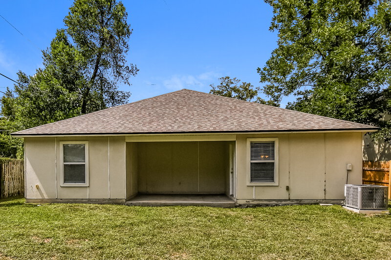 1,665/Mo, 5342 Arlington Rd Jacksonville, FL 32211 Rear View