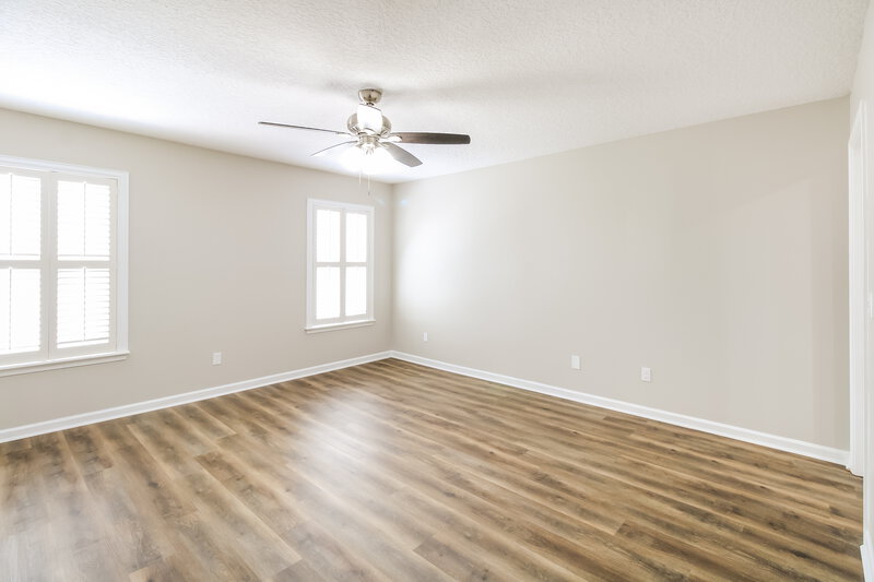 2,710/Mo, 3819 Lavista Cir Jacksonville, FL 32217 Main Bedroom View