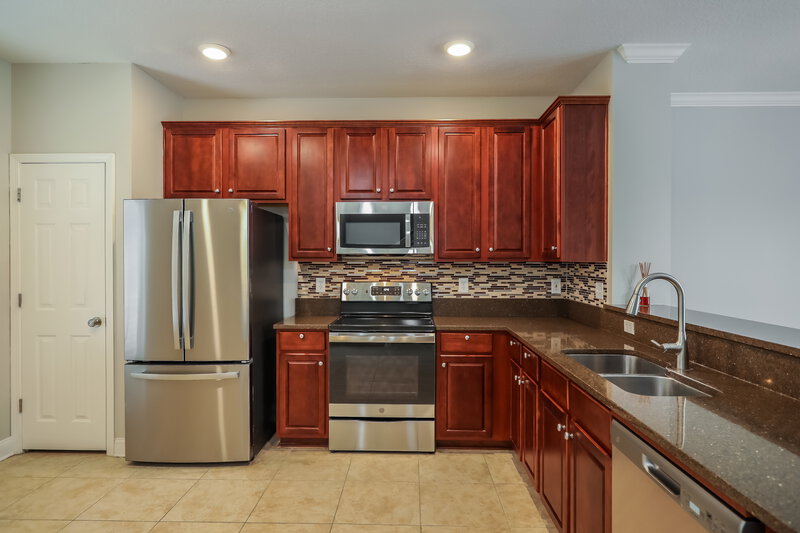 2,230/Mo, 4550 Capital Dome Dr Jacksonville, FL 32246 Kitchen View 2