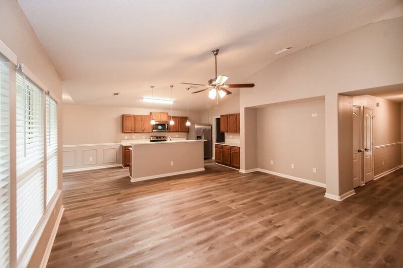 2,380/Mo, 392 Bostwick Cir St Augustine, FL 32092 Living Room View