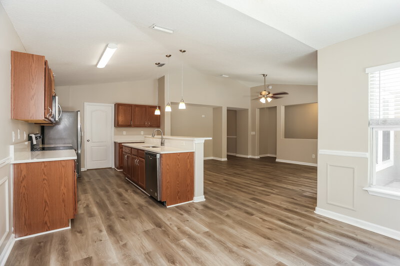 2,290/Mo, 392 Bostwick Cir St Augustine, FL 32092 Dining Room View 2