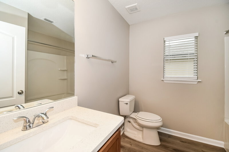 2,380/Mo, 392 Bostwick Cir St Augustine, FL 32092 Bathroom View