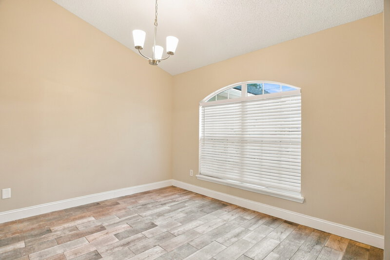 2,420/Mo, 1068 Ardmore St Saint Augustine, FL 32092 Dining Room View