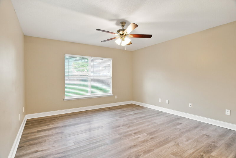 2,420/Mo, 1068 Ardmore St Saint Augustine, FL 32092 V S Primary Bedroom View