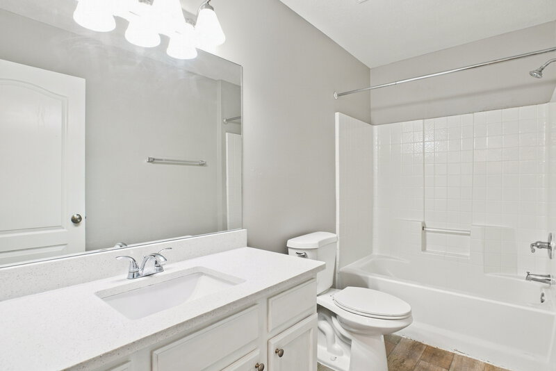 2,420/Mo, 1068 Ardmore St Saint Augustine, FL 32092 Bathroom View
