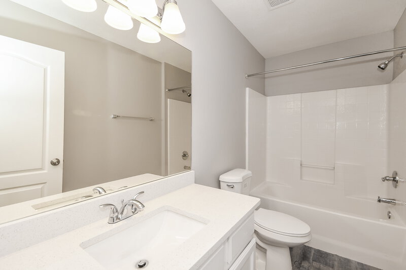 2,470/Mo, 1068 Ardmore St Saint Augustine, FL 32092 Bathroom View