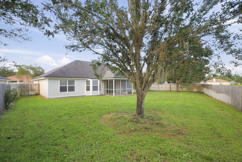 2,420/Mo, 1068 Ardmore St Saint Augustine, FL 32092 Backyard View 2