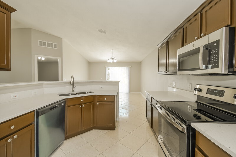 1,815/Mo, 3654 Braeden Ct Middleburg, FL 32068 Kitchen View 3