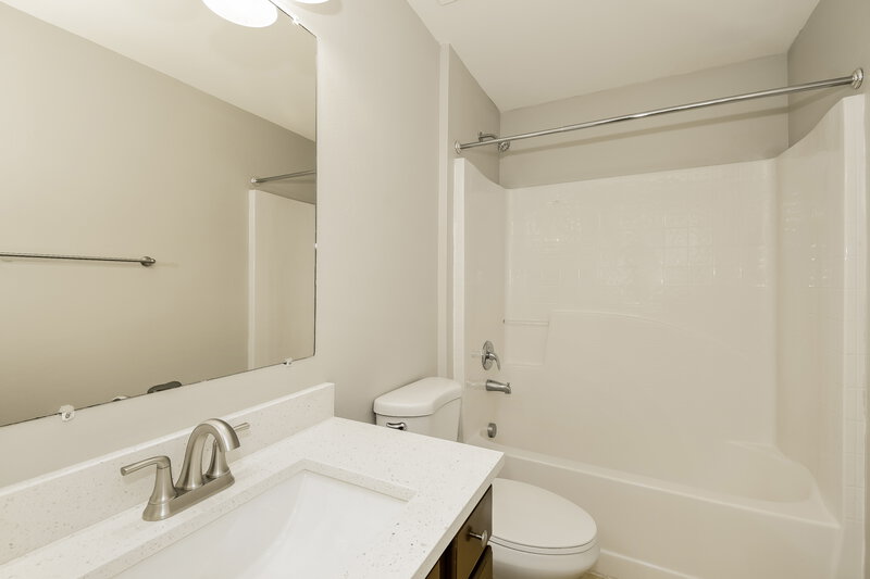 1,815/Mo, 3654 Braeden Ct Middleburg, FL 32068 Bathroom View