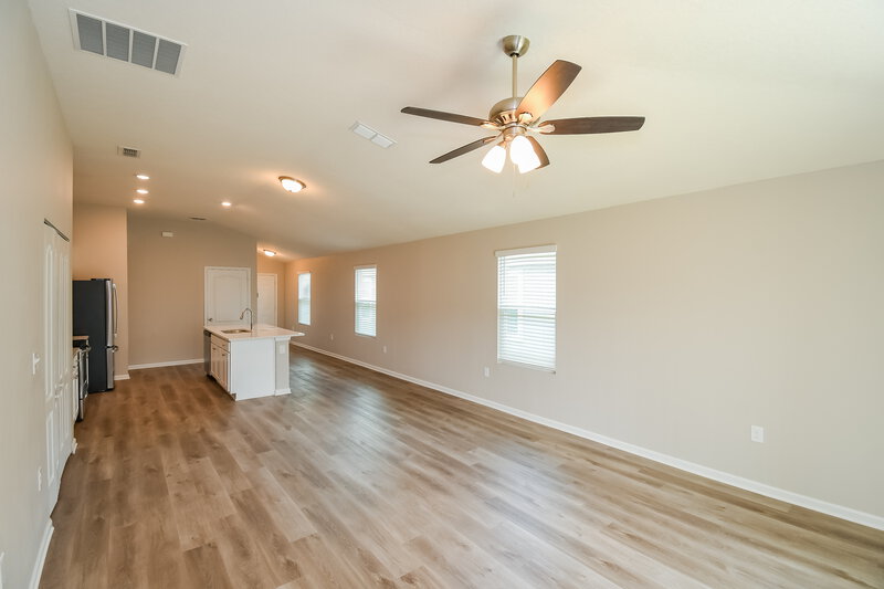 2,590/Mo, 8334 Cape Fox Dr Jacksonville, FL 32222 Dining Room View 2