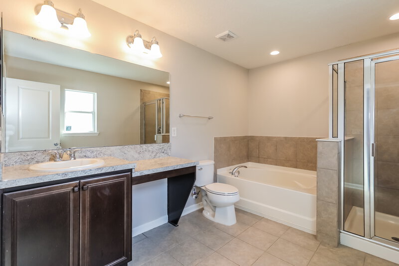 2,790/Mo, 6582 Winding Greens Dr Jacksonville, FL 32244 Main Bathroom View