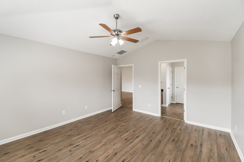 2,200/Mo, 1706 Foggy Day Dr Middleburg, FL 32068 Main Bedroom View 2