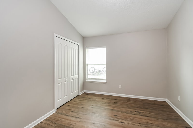 2,200/Mo, 1706 Foggy Day Dr Middleburg, FL 32068 Bathroom View