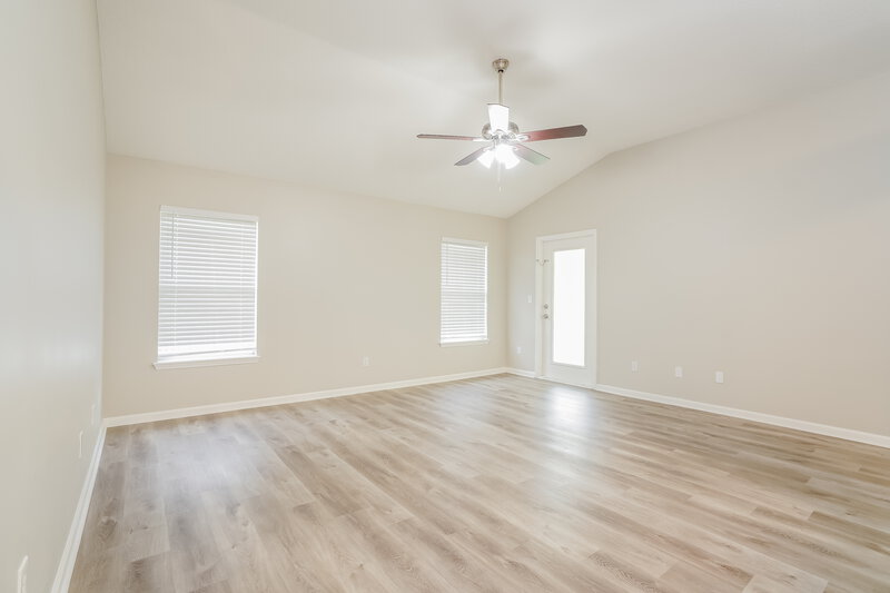 2,860/Mo, 195 Dover Bluff Dr Orange Park, FL 32073 Living Room View