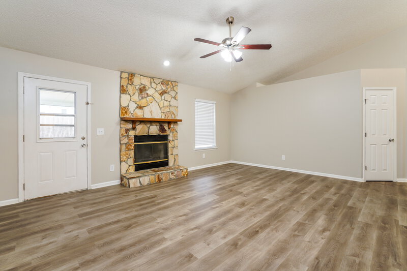 1,965/Mo, 3298 Deerfield Pointe Dr Orange Park, FL 32073 Living Room View 2