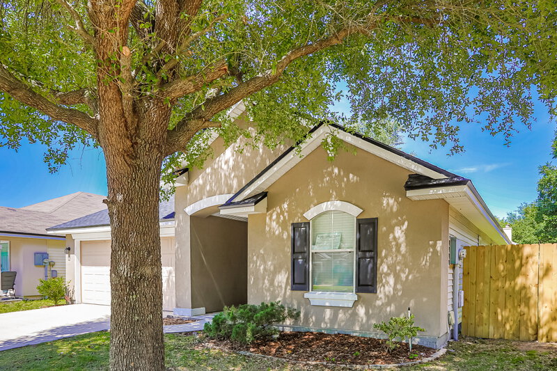 2,095/Mo, 8211 Stelling Dr Jacksonville, FL 32244 Side View