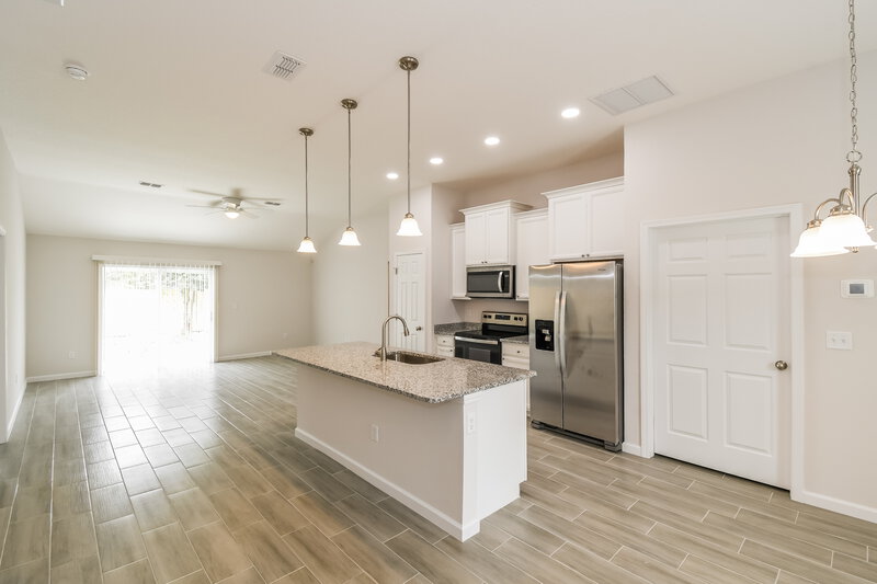 2,005/Mo, 6092 Patriots Landing Ln Jacksonville, FL 32244 Kitchen View 2