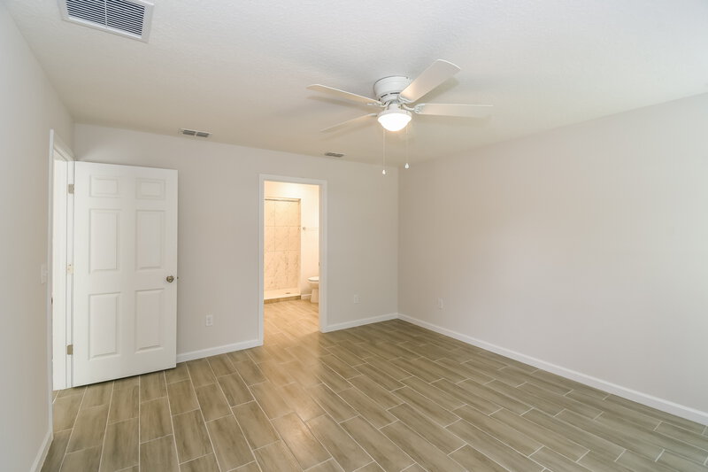 2,810/Mo, 6110 Patriots Landing Ln Jacksonville, FL 32244 Main Bedroom View 2