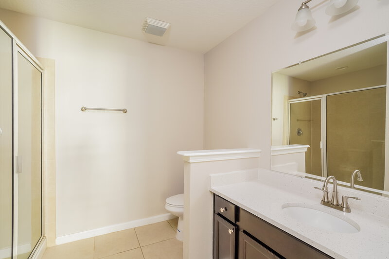 2,075/Mo, 3315 Hidden Meadows Ct Green Cove Springs, FL 32043 Main Bathroom View