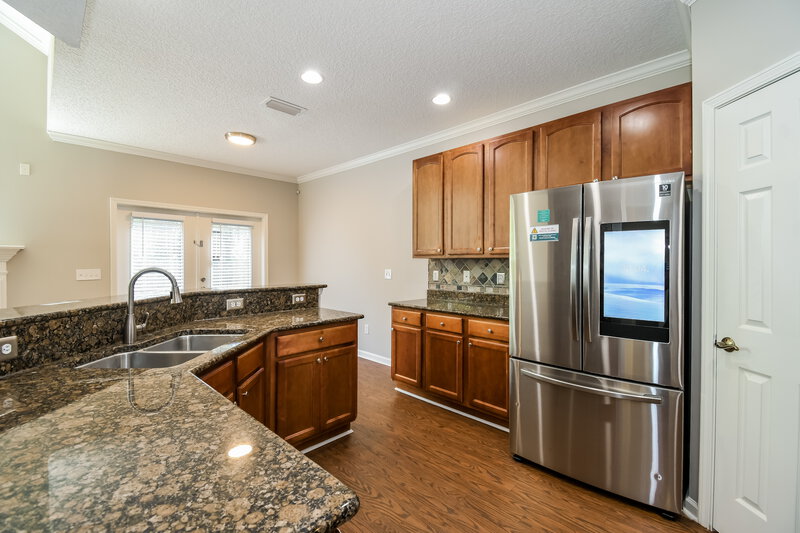 2,345/Mo, 9224 Redtail Dr Jacksonville, FL 32222 Kitchen View