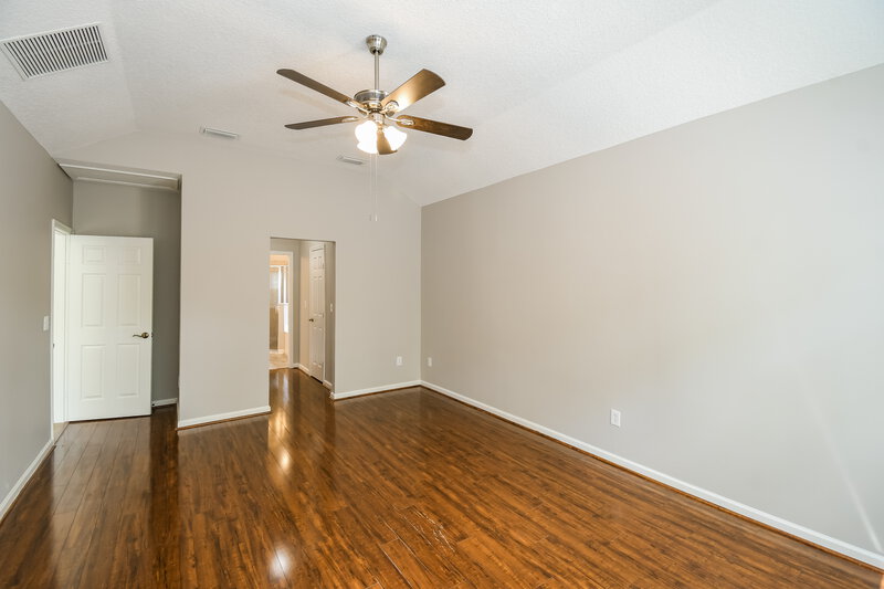 2,345/Mo, 9224 Redtail Dr Jacksonville, FL 32222 Main Bedroom View