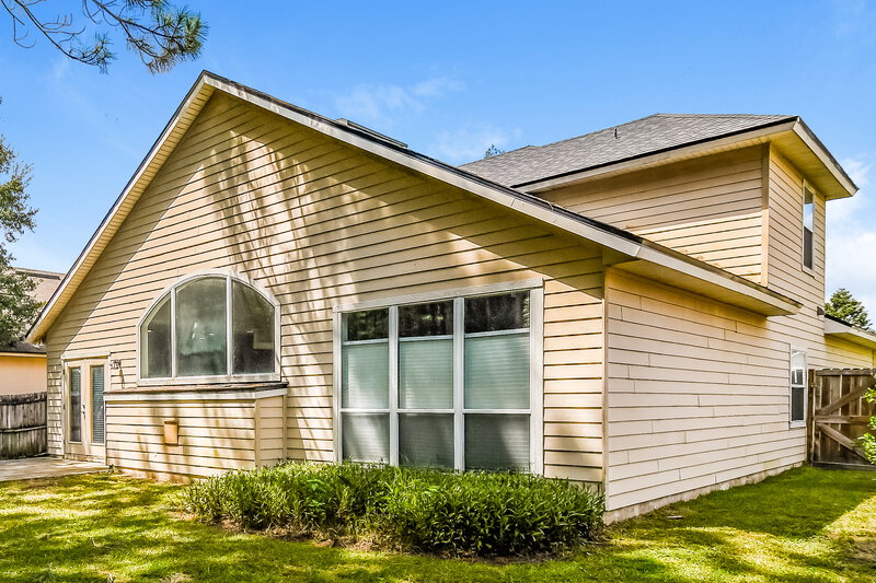 2,345/Mo, 9224 Redtail Dr Jacksonville, FL 32222 Rear View