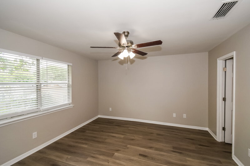 1,940/Mo, 8389 Argyle Corners Ct Jacksonville, FL 32244 Main Bedroom View 2