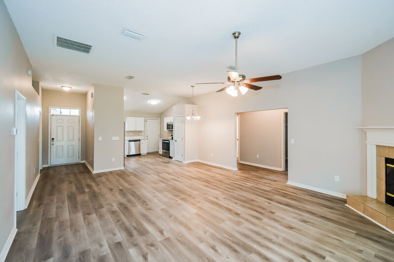 2,140/Mo, 7644 Devola Trl Jacksonville, FL 32244 Living Room View
