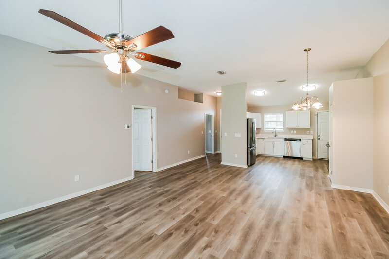 2,140/Mo, 7644 Devola Trl Jacksonville, FL 32244 Living Room View 2