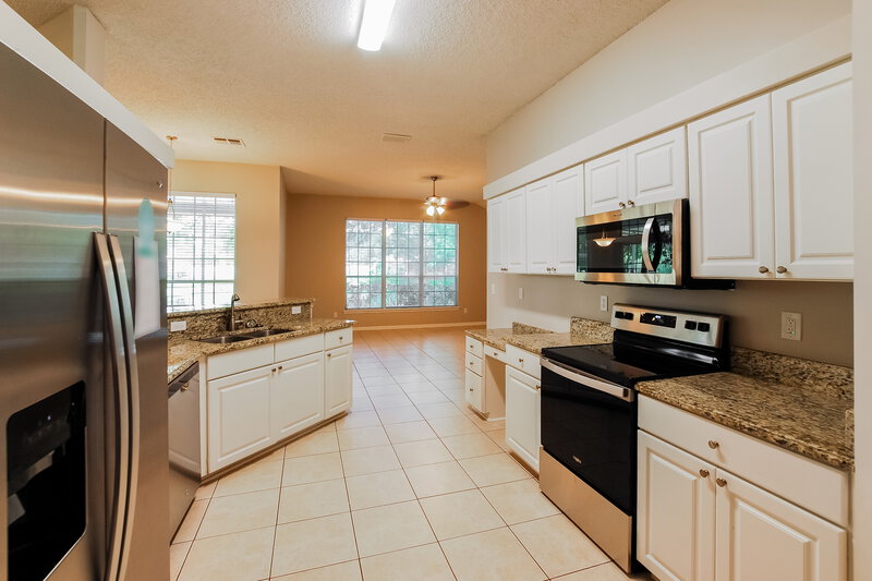 2,315/Mo, 304 Carolina Jasmine Ln Saint Johns, FL 32259 Kitchen View