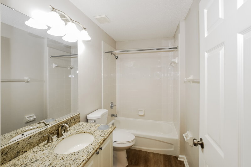 2,315/Mo, 304 Carolina Jasmine Ln Saint Johns, FL 32259 Bathroom View