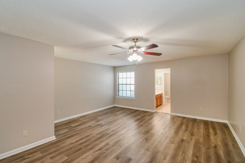 1,660/Mo, 4030 Laurelwood Dr Jacksonville, FL 32257 Main Bedroom View