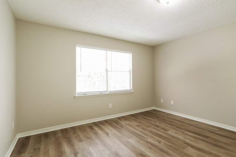 1,590/Mo, 8549 Sturbridge Cir E Jacksonville, FL 32244 Bedroom View