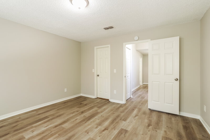 1,590/Mo, 8549 Sturbridge Cir E Jacksonville, FL 32244 Bedroom View 2