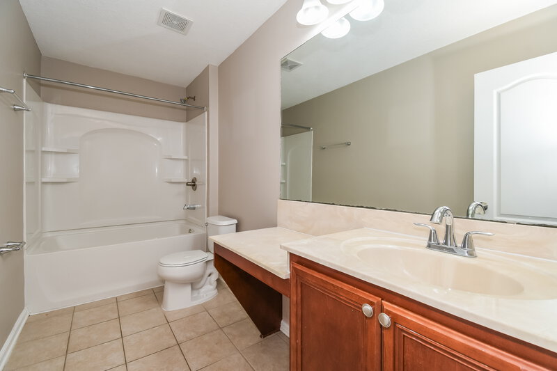 3,730/Mo, 75047 Brookwood Dr Yulee, FL 32097 Bathroom View