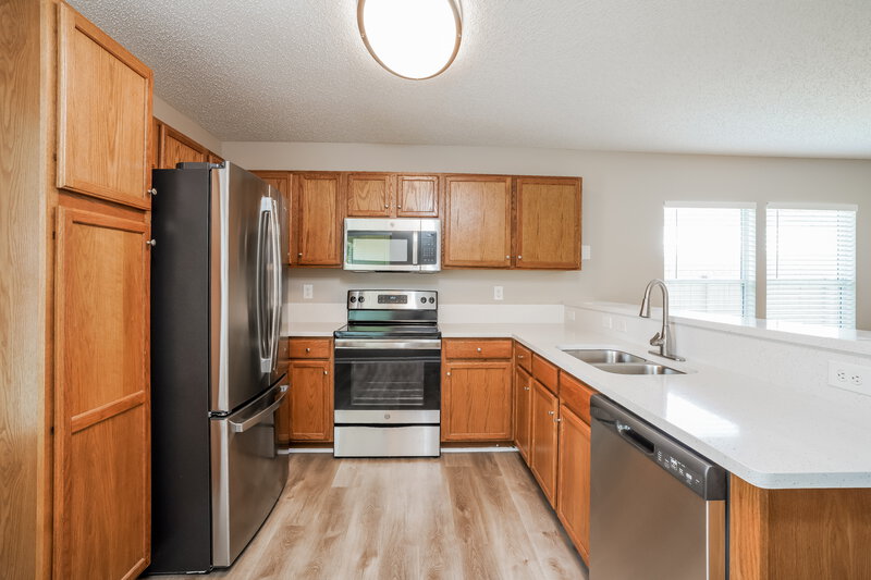 1,850/Mo, 1412 Palmer St Green Cove Springs, FL 32043 Kitchen View