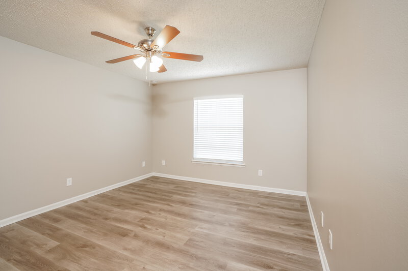 1,850/Mo, 1412 Palmer St Green Cove Springs, FL 32043 Bedroom View